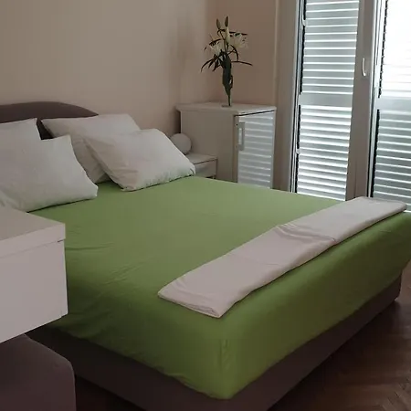 And With Parking Space Hvar - 15378 Guest house